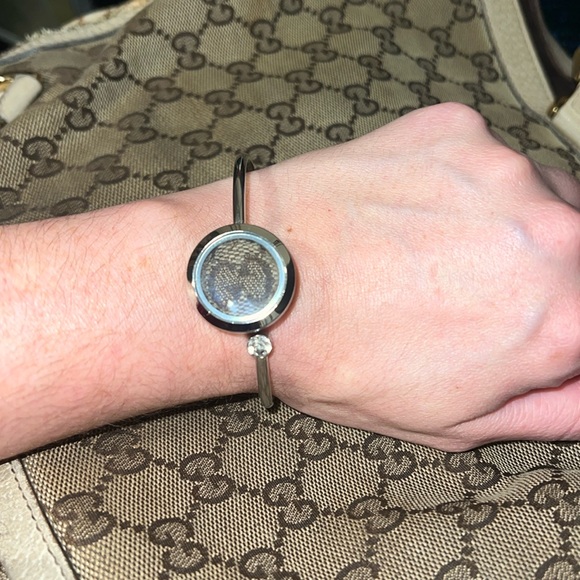 Authentic Gucci Upcycled Bracelet Round Bezel Shadow Box With Rhinestone - Picture 5 of 12